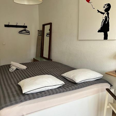 Cool & Central 2 Bedroom In Heart Of Eaux-Vives Genf Kültér fotó