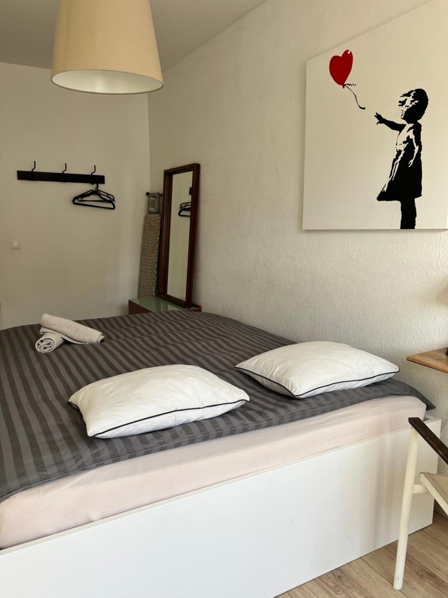 Cool & Central 2 Bedroom In Heart Of Eaux-Vives Genf Kültér fotó